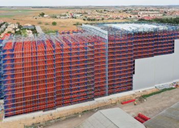 ESNOVA RACKS RECONOCIDA POR LOGRAR EN “TIEMPO RÉCORD” UNA POSICIÓN DE LIDERAZGO