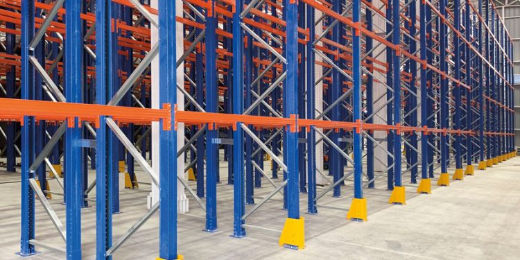 CUMPLIMIENTO Y CALIDAD: ESNOVA IMPLEMENTA IMPORTANTE PROYECTO DE ALMACENAMIENTO EN PLÁSTICOS HOFFENS