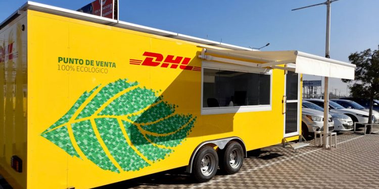 DHL EXPRESS ABRE SUS PRIMEROS PUNTOS DE VENTA MÓVILES 100% SUSTENTABLES EN CHILE