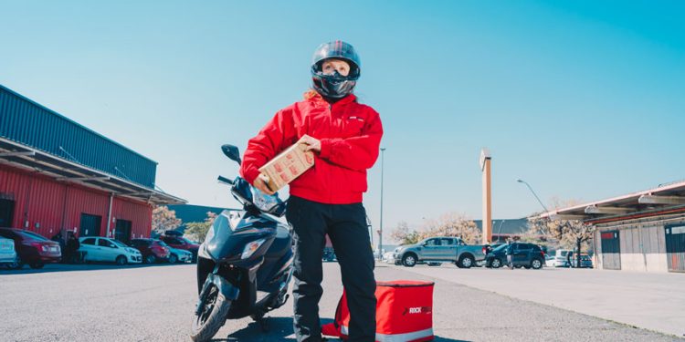 ROCKTRUCK SUMA FLOTA ELÉCTRICA A SU ÚLTIMA MILLA