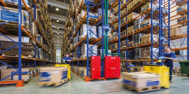 CÓMO CONTROLAR LOS COSTOS LOGÍSTICOS EN ESCENARIOS COMPLEJOS