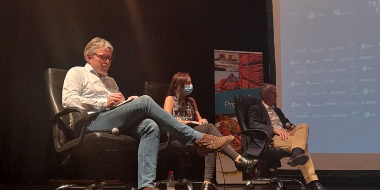 REGIÓN DE ANTOFAGASTA SE UNE A LA CREACIÓN DE UN CORREDOR DE EXPORTACIÓN DE HIDRÓGENO VERDE ENTRE CHILE Y EUROPA