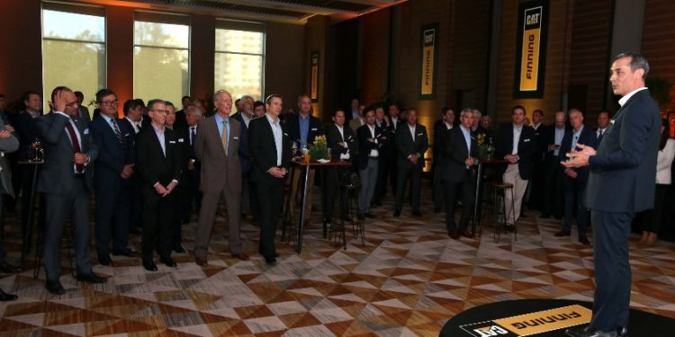 FINNING SE REÚNE CON CLIENTES DE TODAS SUS INDUSTRIAS