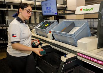 SMU INAUGURA SU PRIMER MICRO FULFILLMENT CENTER Y REFUERZA SU E-COMMERCE CON ROBOTIZACIÓN