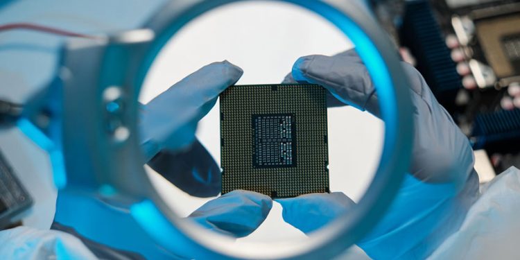 REPORTE DE DHL MUESTRA CÓMO LAS EMPRESAS LOGÍSTICAS PUEDEN IMPULSAR UNA CADENA DE SUMINISTRO DE SEMICONDUCTORES MÁS RESILIENTES