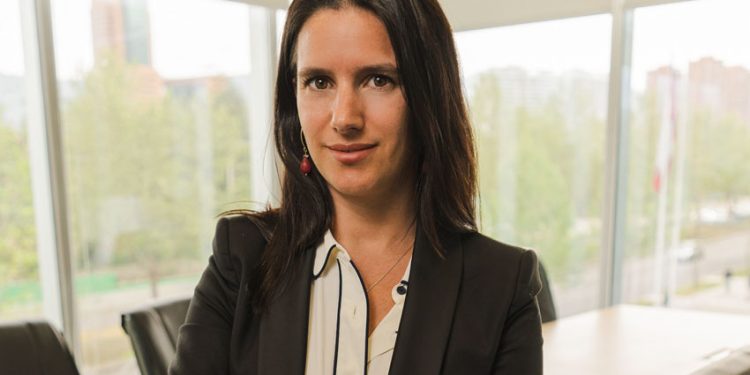 CÓMO LAS MUJERES SE INCORPORAN EN EL LIDERAZGO DEL ECOMMERCE