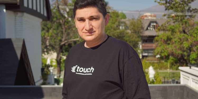 LA RECONFIGURACIÓN DE RECURSOS HUMANOS EN RETAIL FRENTE A LA DESACELERACIÓN DE LA INDUSTRIA