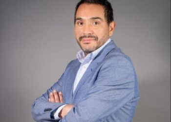 RETOS Y PROYECCIONES DEL METAVERSO EN EL COMERCIO: EL CAMINO HACIA LA EXPERIENCIA MULTISENSORIAL