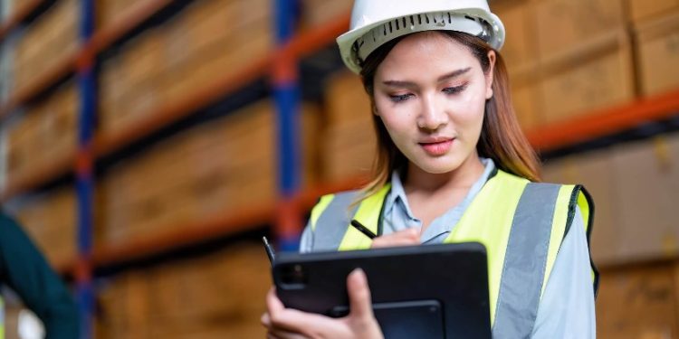 LIDERAZGO, EMPODERAMIENTO Y MAYOR PARTICIPACIÓN: EL AVANCE DE LAS MUJERES EN LA INDUSTRIA TECNOLÓGICA