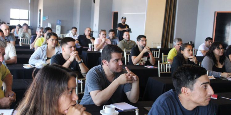 CARGOTRANS REFUERZA SU SERVICIO CON CAPACITACIONES DE LIDERAZGO