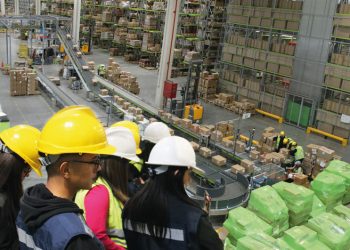 DE LA TEORÍA A LA PRÁCTICA: CAUTIVANDO A LOS ESTUDIANTES DE ENSEÑANZA TÉCNICO PROFESIONAL EN LOGÍSTICA