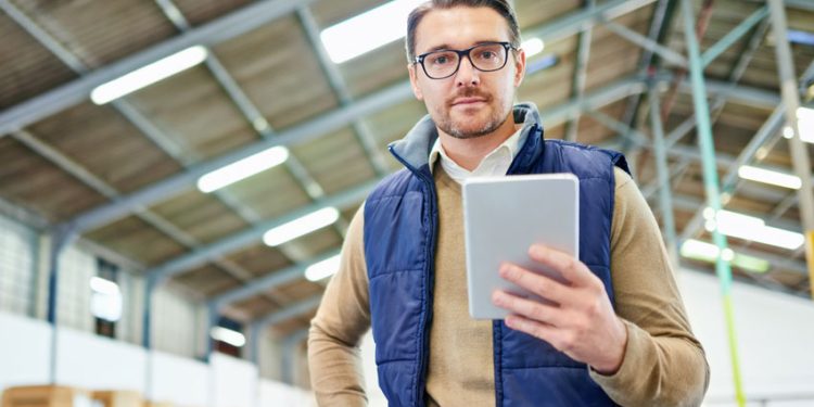 CONEXIÓN WIFI EN CENTROS DE DISTRIBUCIÓN: ¿EL TALÓN DE AQUILES DE LA EFICIENCIA OPERATIVA?