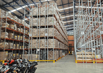 BOTERO SOTO POTENCIA SU CAPACIDAD DE ALMACENAJE CON AR RACKING