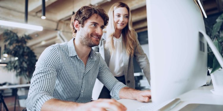 E-COMMERCE B2B: CÓMO APROVECHAR AL MÁXIMO LAS OPORTUNIDADES DE NEGOCIO