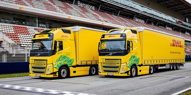 DHL LLEVA LA LOGÍSTICA ECOLÓGICA A UN NUEVO NIVEL JUNTO CON FÓRMULA 1®, CON LA PRIMERA FLOTA DE CAMIONES PROPULSADA POR BIOCOMBUSTIBLE 