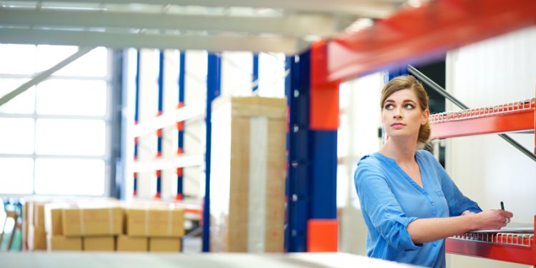 LAS MUJERES Y LA LOGÍSTICA: UNA RELACIÓN INDISPENSABLE Y UNA TAREA PENDIENTE