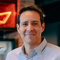 felipe caceres speaker