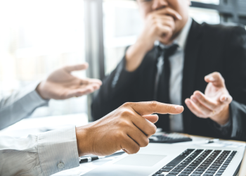 LA IMPORTANCIA DE LA FORMACIÓN EN FINANZAS PARA EL ÉXITO EMPRESARIAL