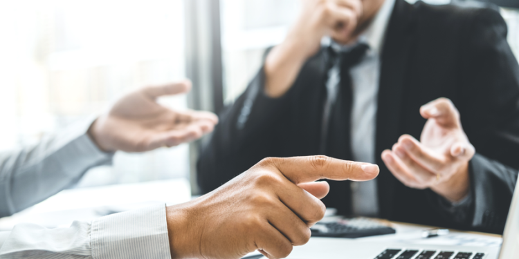 LA IMPORTANCIA DE LA FORMACIÓN EN FINANZAS PARA EL ÉXITO EMPRESARIAL