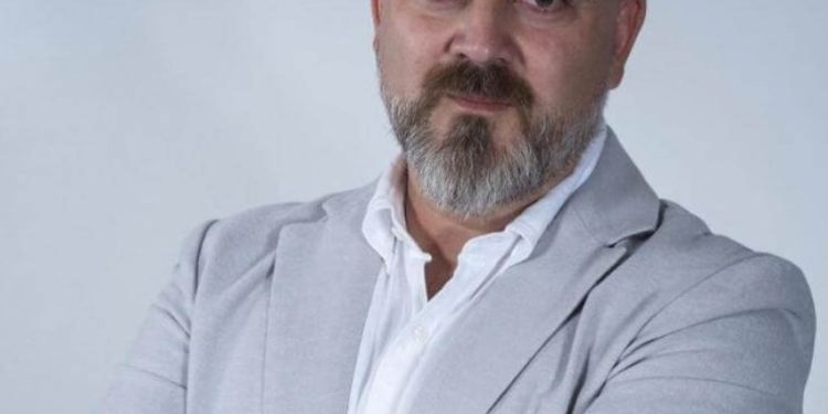 EL VIRTUOSO CAMINO DE RECONOCER Y CAPACITAR A LOS TRABAJADORES DE “LA PRIMERA LÍNEA”