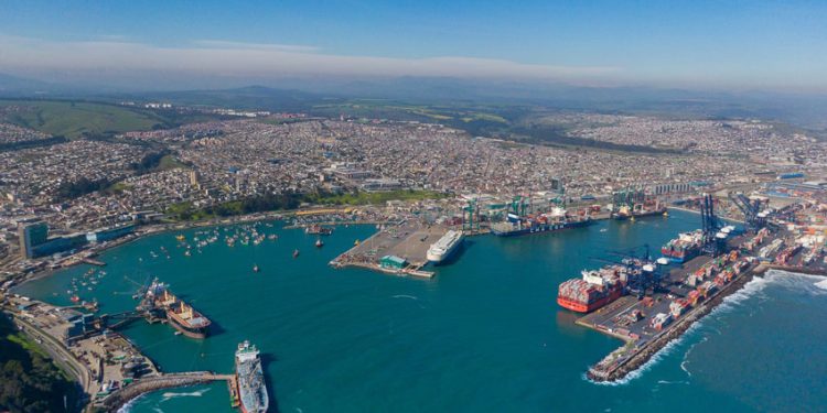 IAN TAYLOR AGENCIA CINCO BUQUES DE MANERA SIMULTÁNEA EN PUERTO DE SAN ANTONIO CON CONTENEDORES, LÍQUIDOS A GRANEL Y AUTOMÓVILES