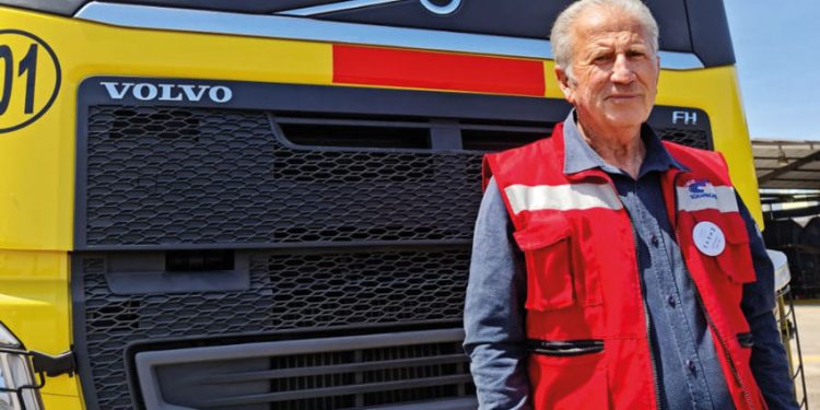 EN RUTA: LA VERTIGINOSA VIDA DE DAVID SCHIAPPACASSE A 50 AÑOS DE SUS INICIOS EN EL TRANSPORTE TERRESTRE