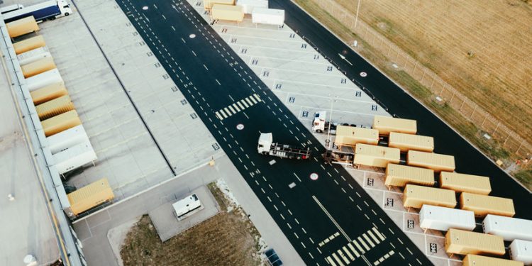¿CÓMO HACER MÁS EFICIENTE EL TRANSPORTE DE CARGA? SINCEREMOS LA DISCUSIÓN
