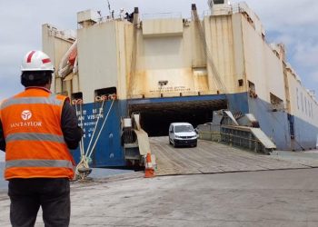 IAN TAYLOR AGENCIA NAVES EN PERÚ QUE DESCARGAN MÁS DE 8 MIL VEHÍCULOS DURANTE AGOSTO