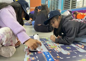 INICIATIVA FINNING EN ALIANZA CON ESCONDIDA: NIÑAS DE ANTOFAGASTA AMPLÍAN SUS PERSPECTIVAS VOCACIONALES A TRAVÉS DE LA ROBÓTICA