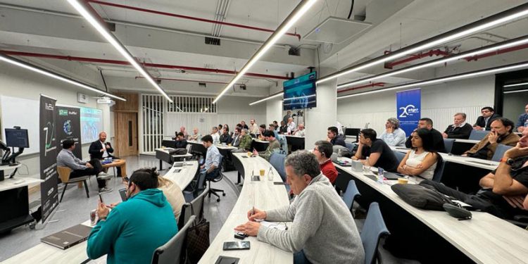 STG Y SISTEMO IMPULSAN LA TRANSFORMACIÓN TECNOLOGICA CON LA VISITA DEL CEO DE GREYORANGE