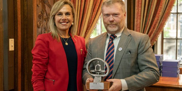 ALOG CHILE CELEBRA 20° ANIVERSARIO