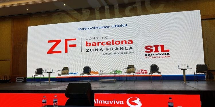 SIL 2024 SE PROMOCIONA EN EL CONGRESO INTERNACIONAL FITAC EN COLOMBIA