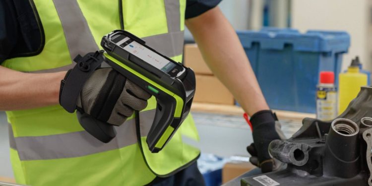 MODERNIZACIÓN DE ALMACENES DE CARA AL 2027: TECNOLOGÍAS PARA AFRONTAR LAS EXIGENCIAS DEL CONSUMIDOR