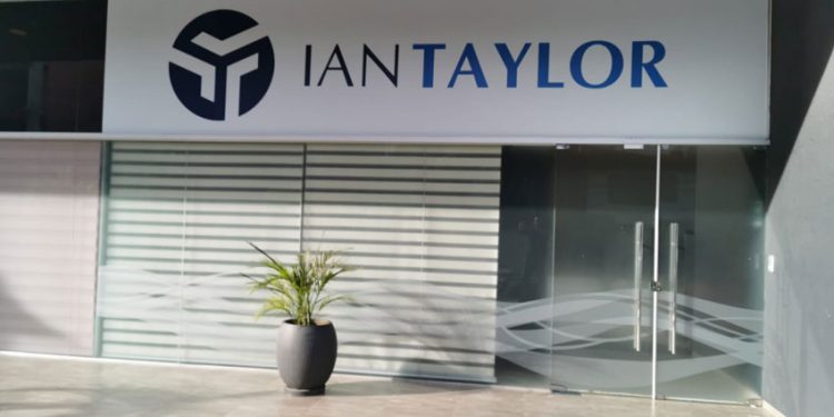 IAN TAYLOR EN BOLIVIA IMPLEMENTA CANJE REMOTO EN LA GESTIÓN DOCUMENTAL DE VEHÍCULOS Y MAQUINARIA, DANDO ASÍ, UN PASO MÁS PARA CONVERTIRSE EN UNA AGENCIA 4.0