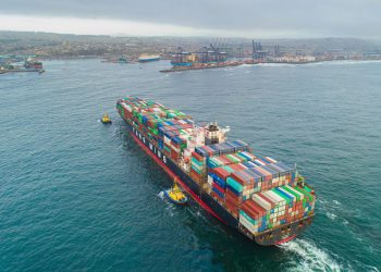 EN PUERTO SAN ANTONIO SE INCREMENTARON UN 14% LAS RECALADAS DE NAVES Y AUMENTÓ LA DISPONIBILIDAD DE MUELLE EN 2023