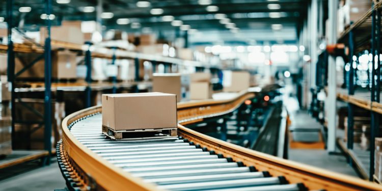 TECNOLOGÍAS PARA VESTIR UN MODERNO CD: AUTOMATIZACIÓN, ROBOTIZACIÓN E IA DESPEGARÁN EL 20204