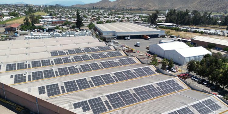 INVINSA CENTRAL BODEGAS INAUGURA PANELES SOLARES EN EL CENTRO LA VARA 2