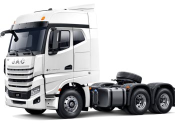 TRANSPORTE SEGURO DE CAMIONES EN CARRETERA: CLAVES PARA EVITAR ACCIDENTES