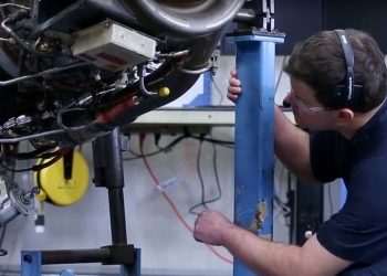 ¿MANTENCIÓN DE AUTOS Y CAMIONES AL DÍA?: TRES RAZONES PARA REALIZARLAS CON TECNOLOGÍAS POR VOZ