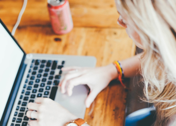 CONOCIENDO EL MARKETING SAAS: ESTRATEGIAS PARA TRIUNFAR EN LA NUBE