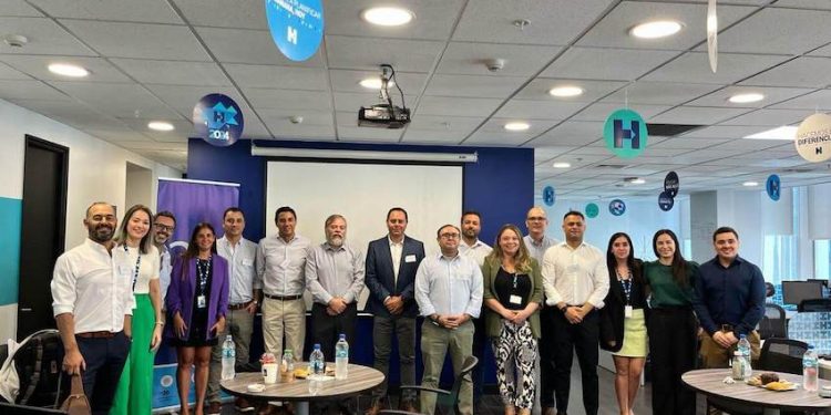 INVERSIÓN E IMPLEMENTACIÓN DE MÁS TECNOLOGÍAS Y MAYOR EDUCACIÓN PARA LOS COLABORADORES: EL DESAFÍO DE LAS INDUSTRIAS LOGÍSTICAS EN CHILE