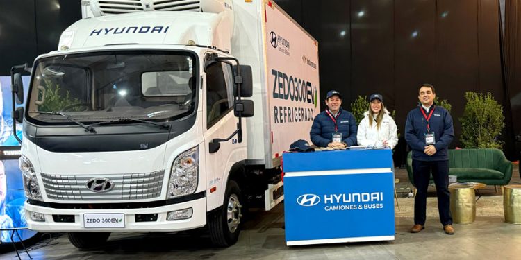 HYUNDAI CAMIONES & BUSES EXHIBE SUS SOLUCIONES DE TRANSPORTE EN LOGISTEC SHOW 2024