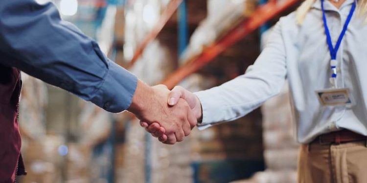 EXTERNALIZACIÓN DE LA LOGÍSTICA: ¿POR QUÉ ES MÁS FRECUENTE ESTA TENDENCIA EN LAS CADENAS DE SUMINISTRO DE LAS EMPRESAS?