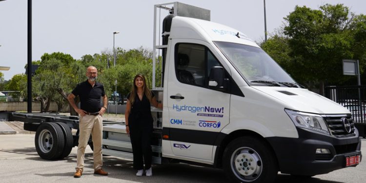 CENTRO MARIO MOLINA CHILE Y QEV TECHNOLOGIES FABRICAN UN VEHÍCULO COMERCIAL DE HIDRÓGENO DE LARGO ALCANCE
