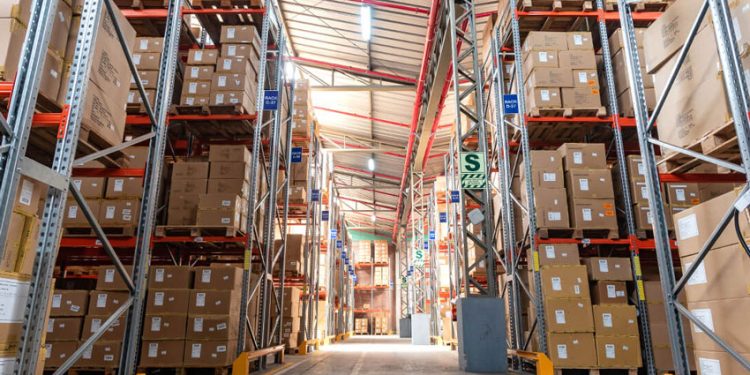 AR RACKING COMPLETA LA INSTALACIÓN DE UN SISTEMA SELECTIVO DE ALMACENAMIENTO PARA ITSANET PERU SAC