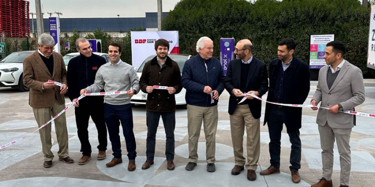 BSF Y ENEL X INAUGURAN INNOVADOR HUB DE CARGA EN EL CENTRO LOGÍSTICO VESPUCIO