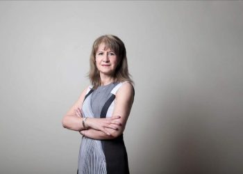 INCLUSIÓN FEMENINA EN LA INDUSTRIA MINERA Y ENERGÉTICA