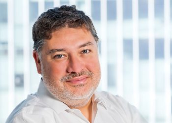 CÓMO LA IA GENERATIVA PERMITE POTENCIAR EL TALENTO HUMANO EN LAS CADENAS DE SUMINISTRO