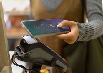 EVOLUCIÓN DE LAS EMPRESAS DE RETAIL A TRAVÉS DE LA INTELIGENCIA ARTIFICIAL