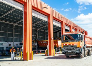 TREK RENTAL ADJUDICA COMPRA DE 151 EQUIPOS A FINNING, KOMATSU, SALFA Y KAUFFMAN